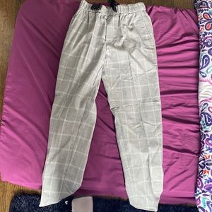 Top man belted cargo